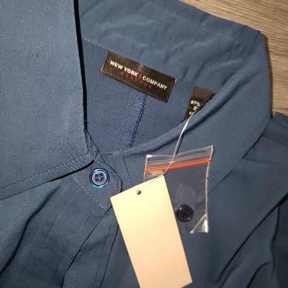 NWT New York Company 6 Teal Stretch Button Shirt Top Blouse Long sleeve Collared - Picture 3 of 3